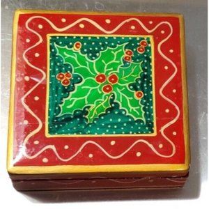 Vtg Holly Berry Christmas Wooden Hand Painted Lacquered Coasters Box of Set Of 6